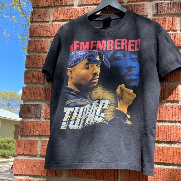 1996 Vintage Single Stitch Tupac Memorial RARE - Picture 1 of 4